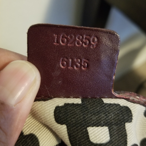 85th Anniversary Gucci Hobo - Picture 4 of 4